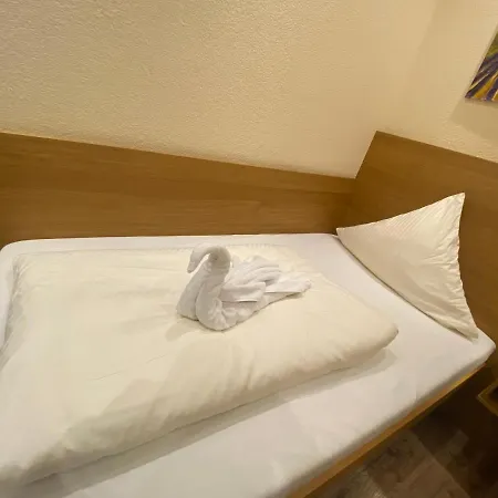 酒店 Gasthause Zur Krone