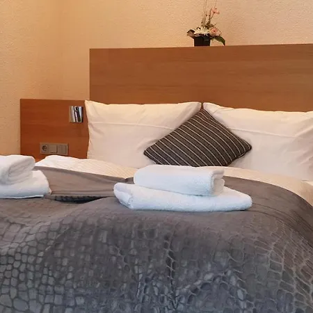 Hotell Gasthause Zur Krone