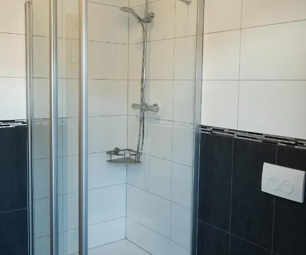 호텔 Gasthause Zur Krone 3*